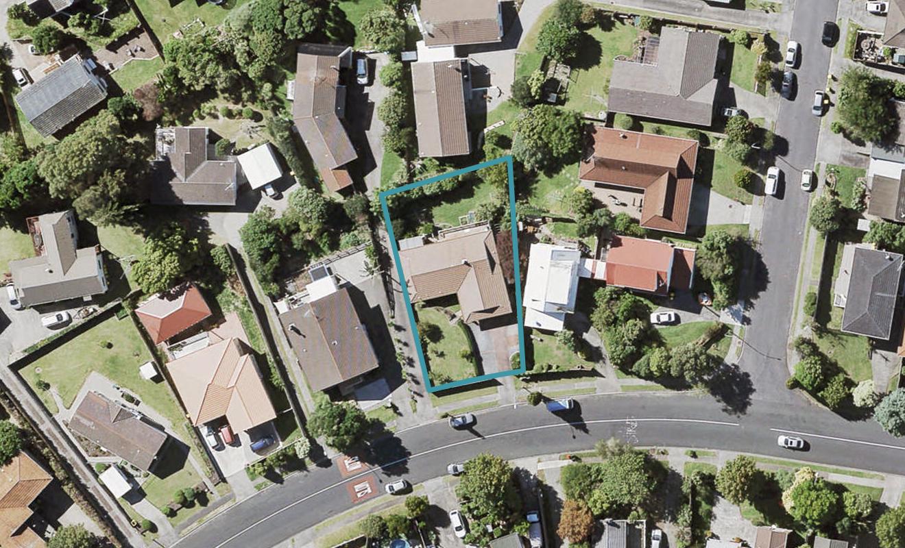 132 Oaktree Avenue, Browns Bay, Auckland - Carousel 1