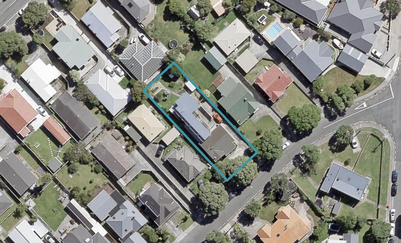77 Trafalgar Street, Waterloo, Lower Hutt - Carousel 1