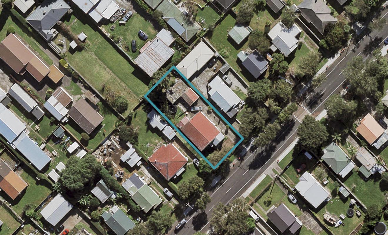 35 Lippiatt Road, Otahuhu, Auckland - Carousel 1