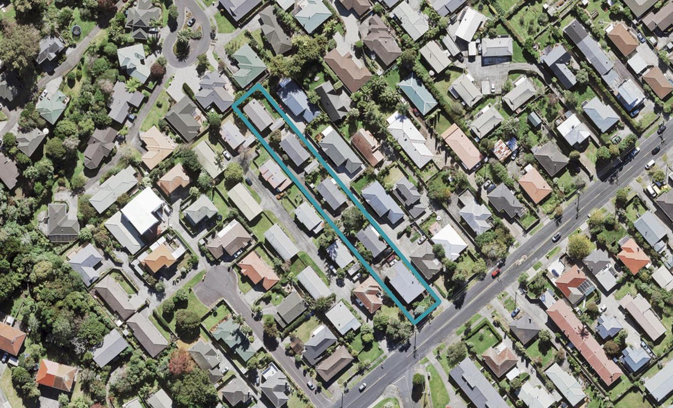 4/103 Hutchinson Avenue, New Lynn, Auckland - Carousel 1