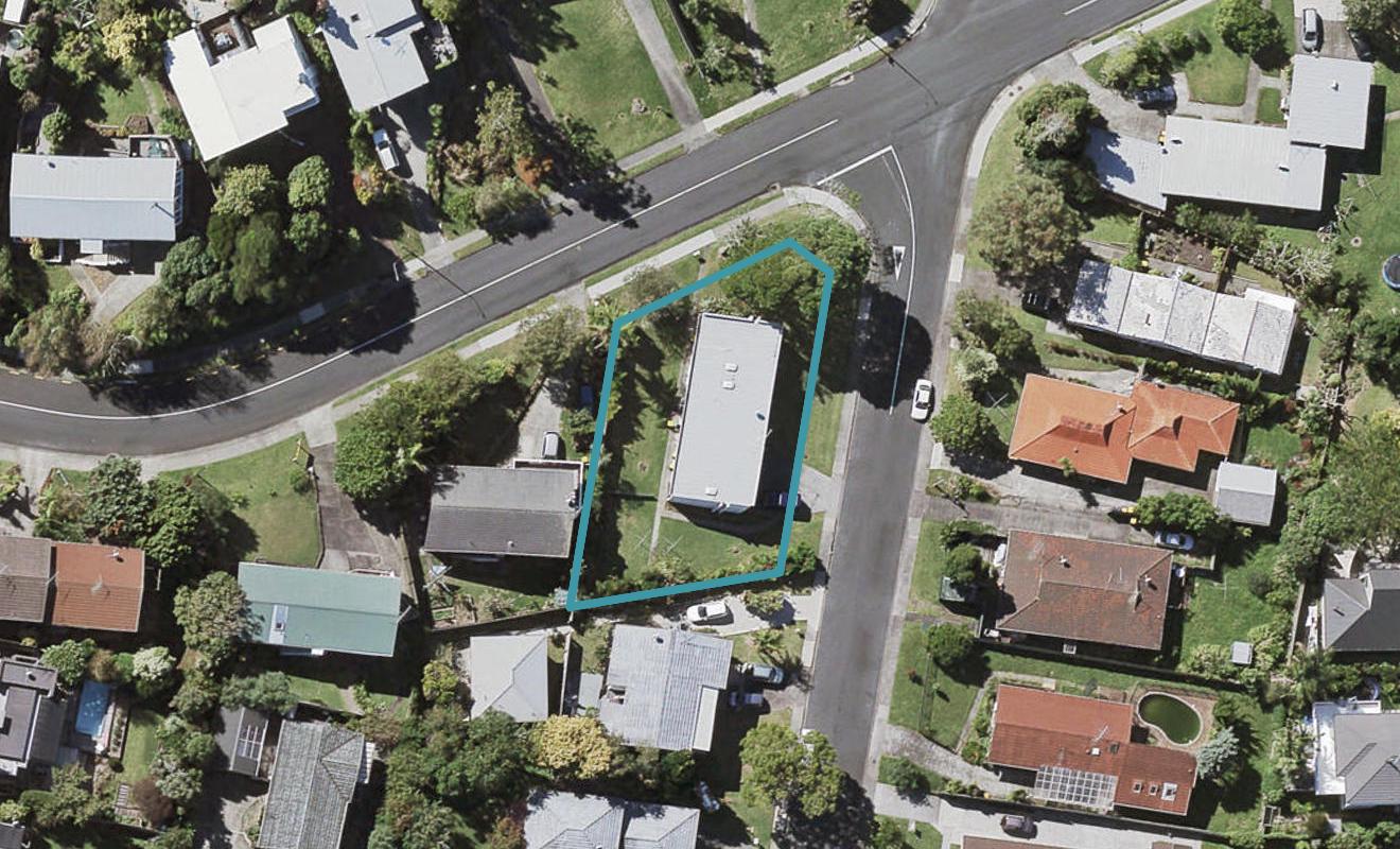 1/1 Keldale Place, Forrest Hill, Auckland - Carousel 1