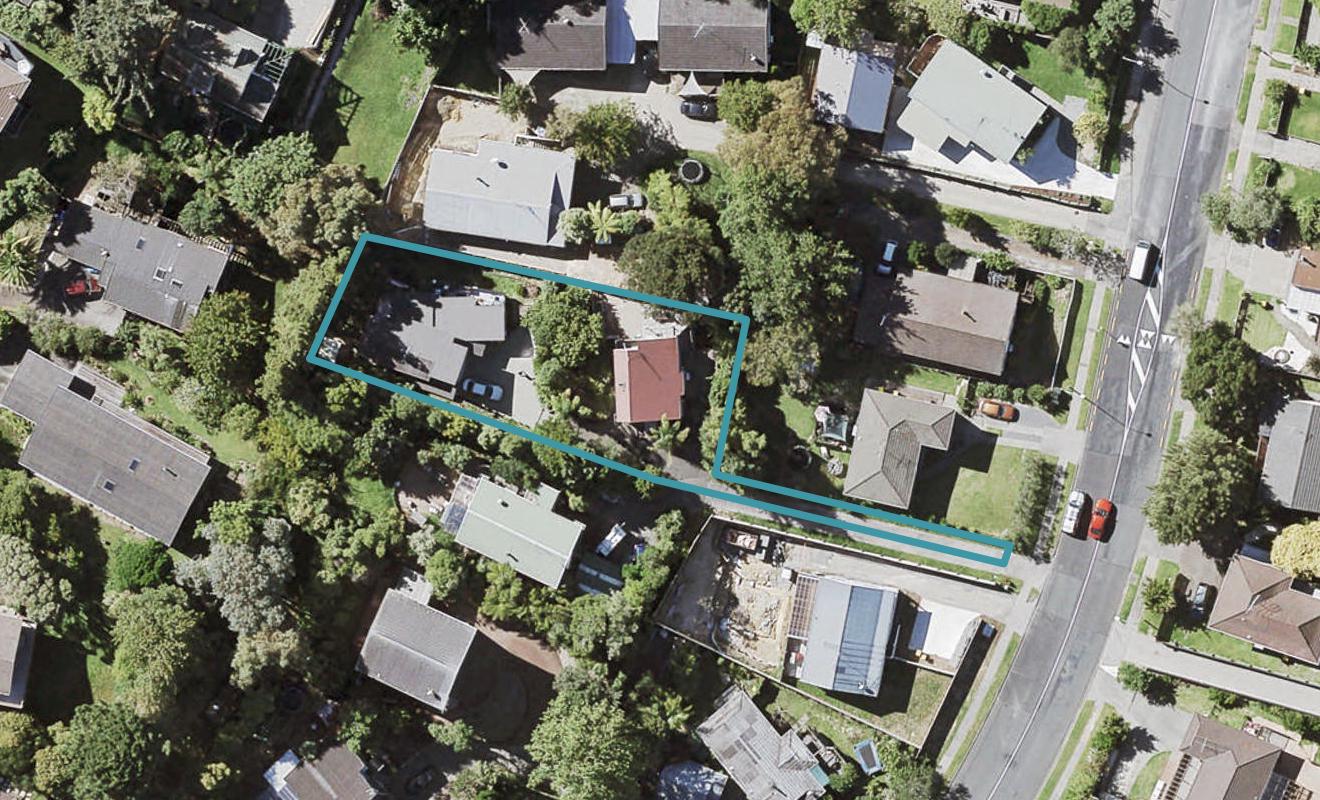 1/86 Oaktree Avenue, Browns Bay, Auckland - Carousel 1