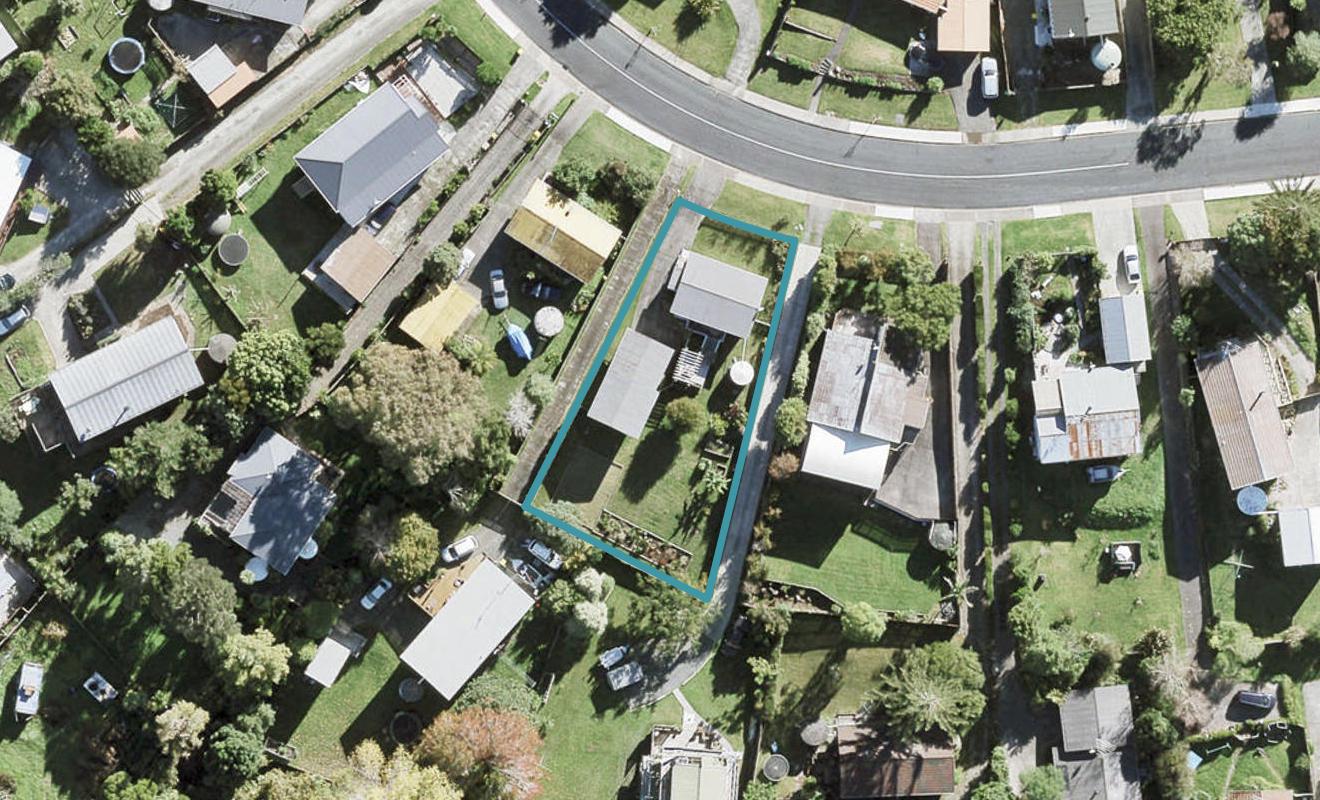 83 Brian Crescent, Stanmore Bay, Whangaparaoa - Carousel 1