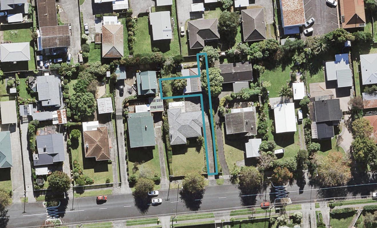 19E Arawa Street, New Lynn, Auckland - Carousel 1