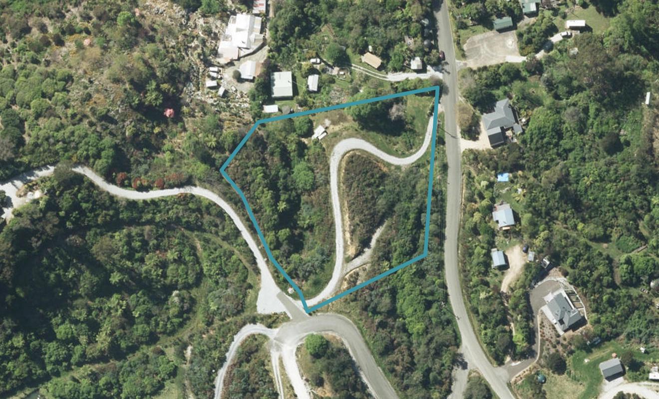 10 Falconer Road, Pohara - Carousel 1