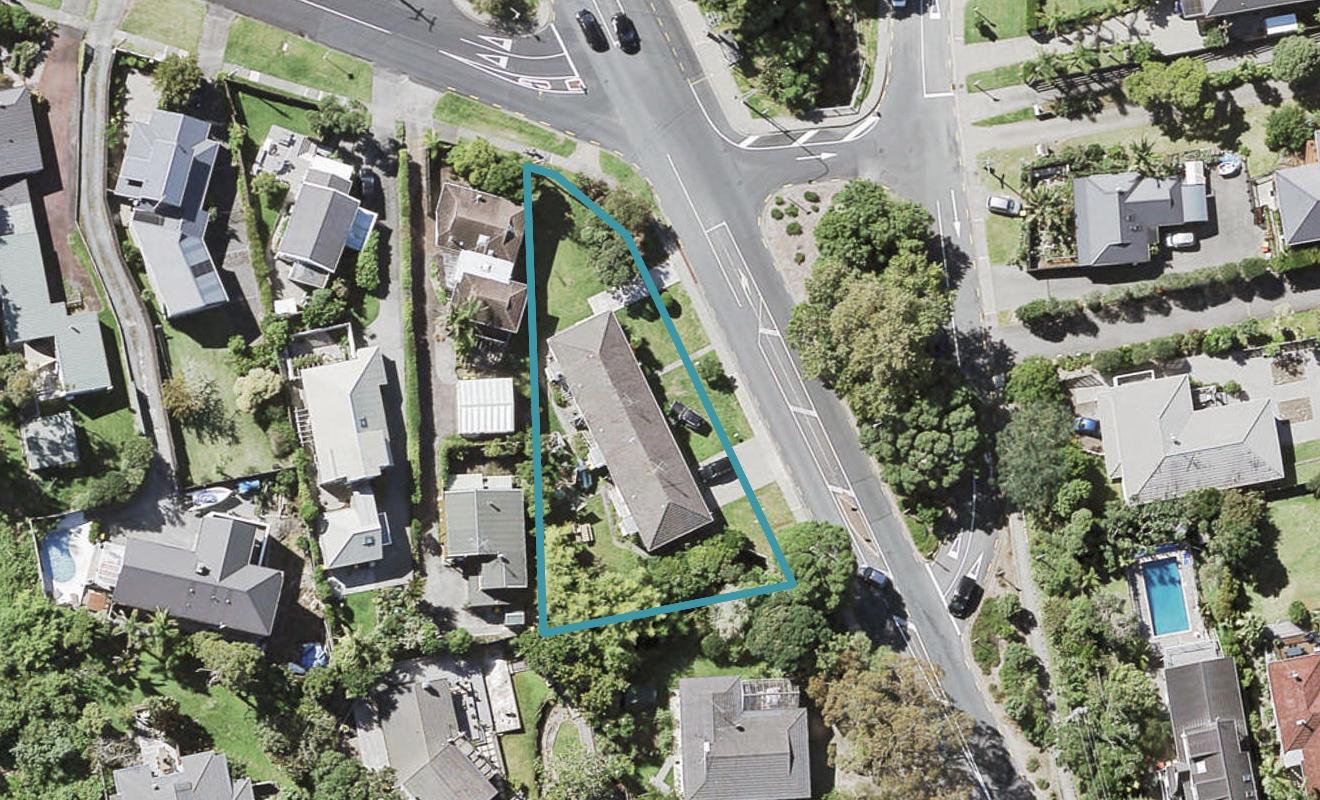 3/216 Beach Road, Campbells Bay, Auckland - Carousel 1