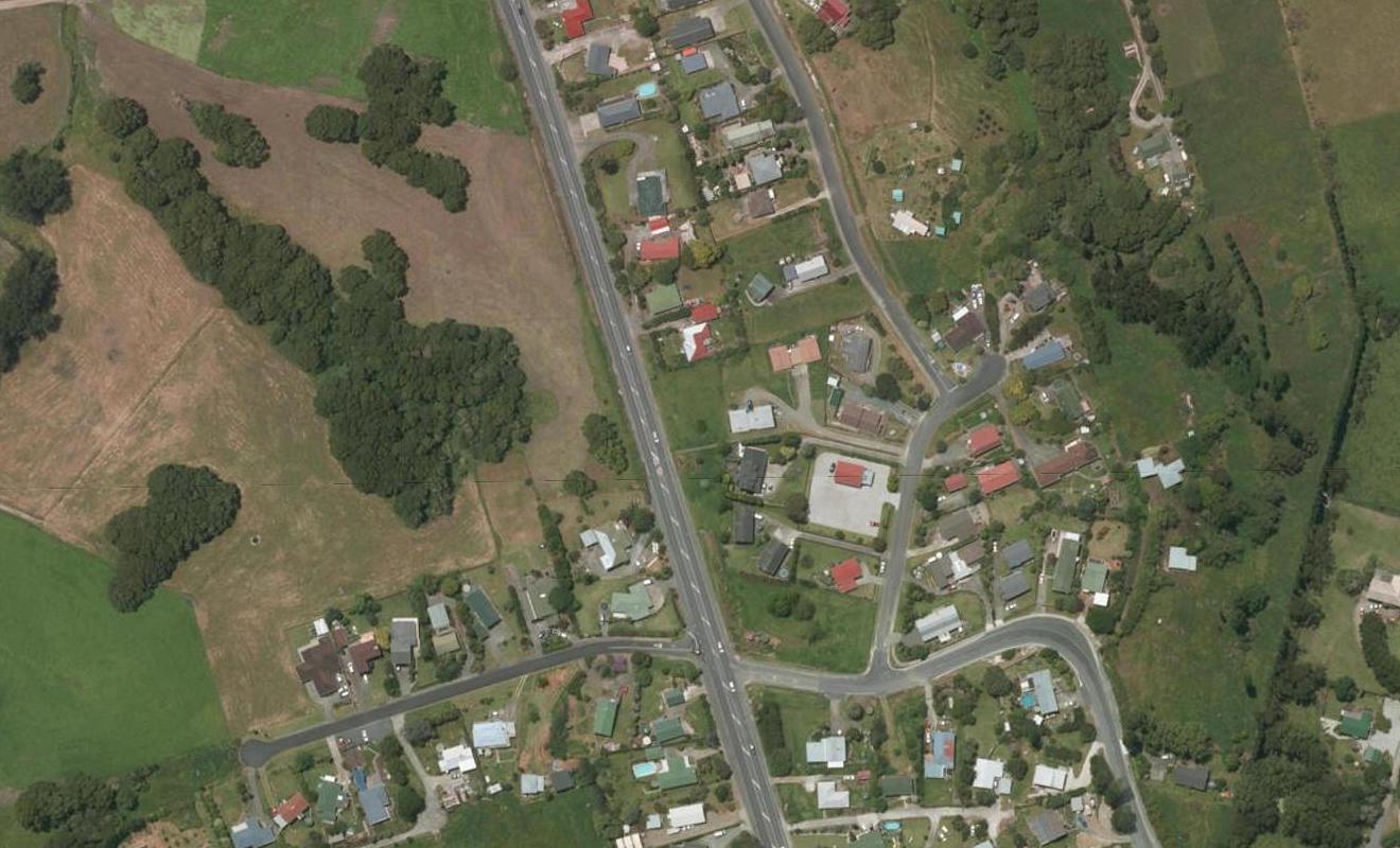 1862 State Highway 1, Kaiwaka - Carousel 1