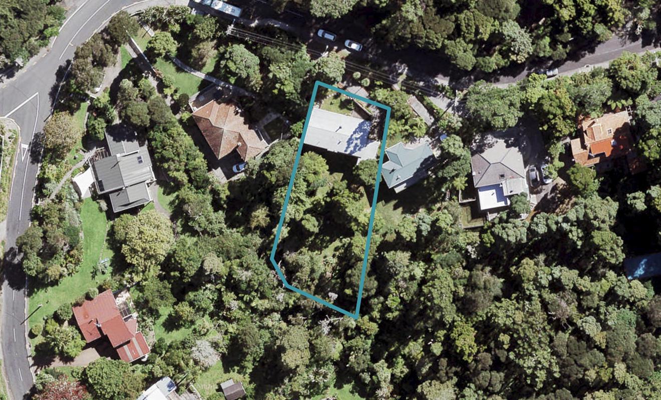3 Arama Avenue, Titirangi, Auckland - Carousel 1