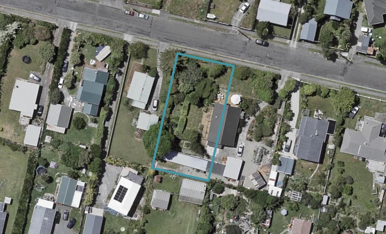 79 Atkinson Avenue, Otaki Beach, Otaki - Carousel 1