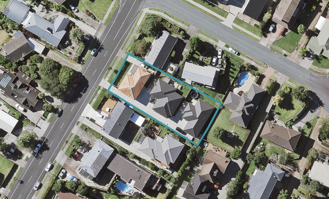98 Bradbury Road, Botany Downs, Auckland - Carousel 1