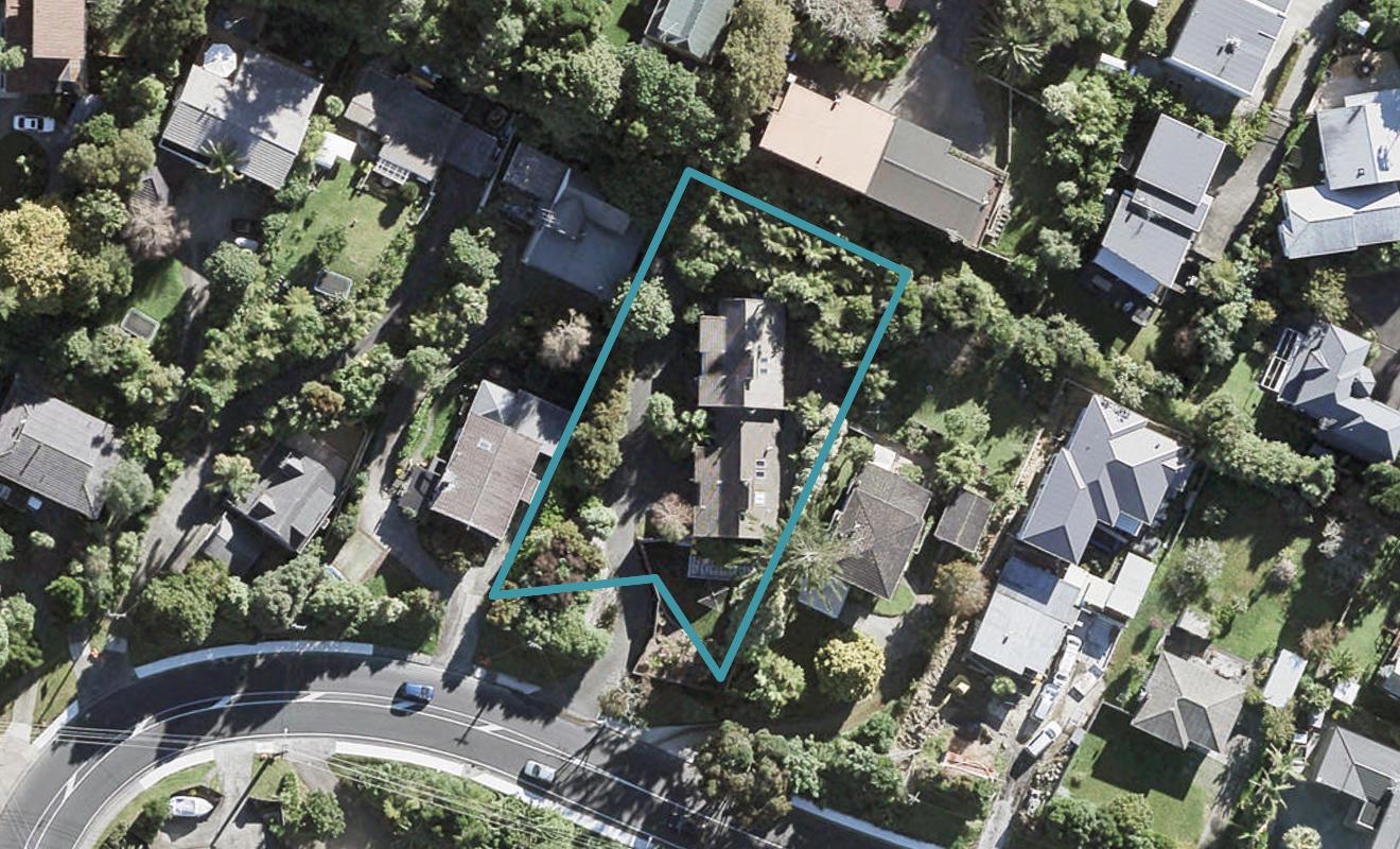 1/814 Beach Road, Browns Bay, Auckland - Carousel 1