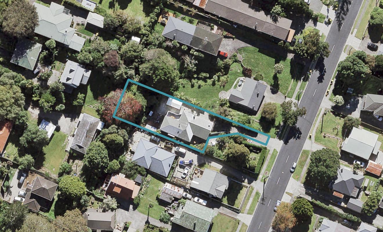 14 Nikau Street, New Lynn, Auckland - Carousel 1