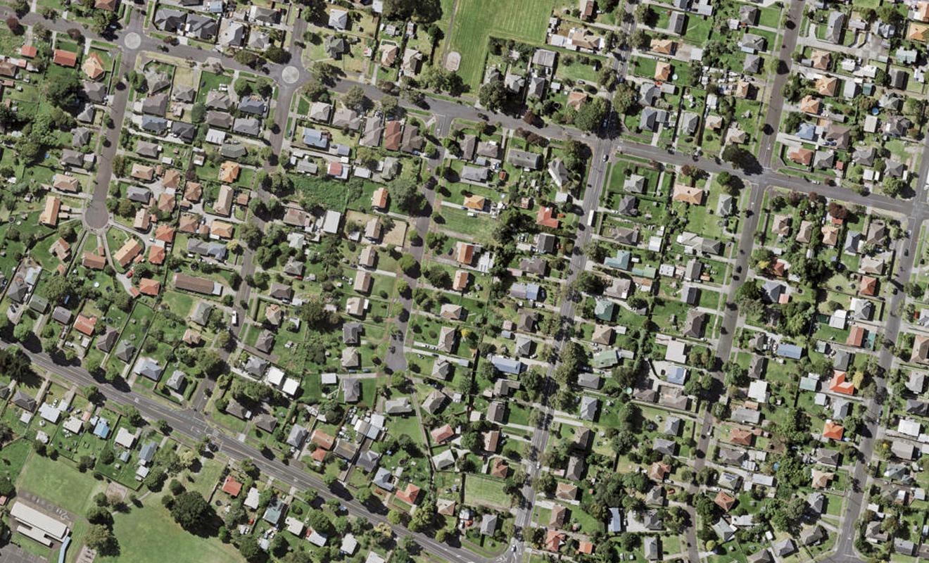 10D Bagnall Avenue, Point England, Auckland - Carousel 1