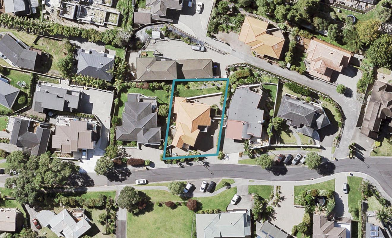 6 St Clair Place, Browns Bay, Auckland - Carousel 1
