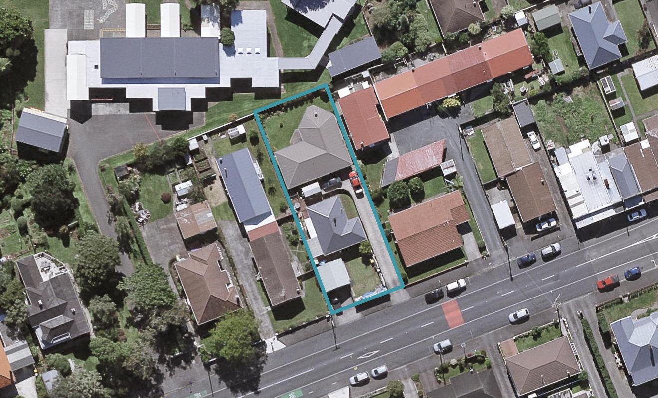 18A Huatoki Street, Vogeltown, New Plymouth - Carousel 1