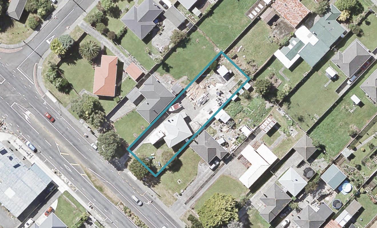 126 Wainuiomata Road, Wainuiomata, Lower Hutt - Carousel 1