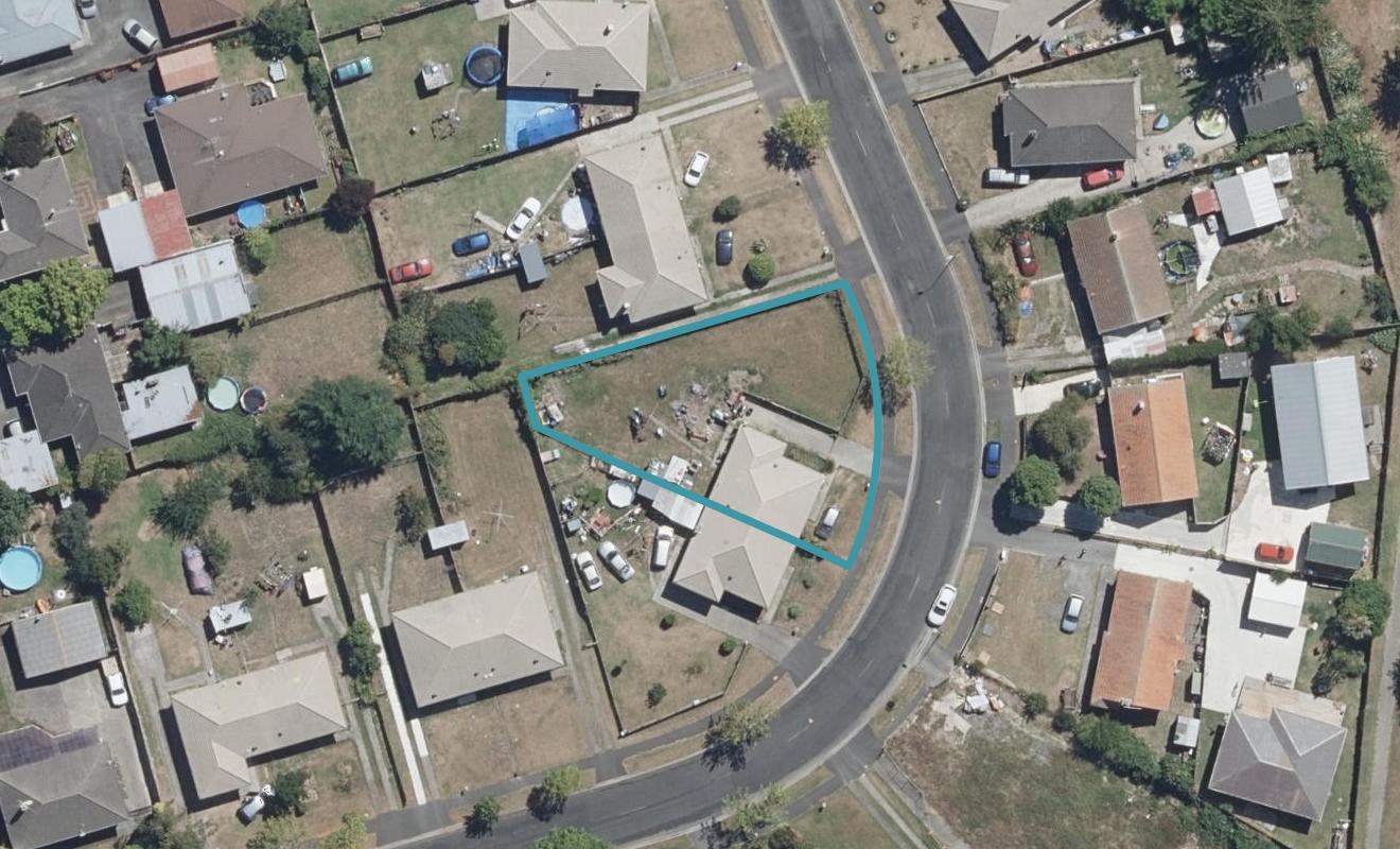 25 Sare Crescent, Fairfield, Hamilton - Carousel 1