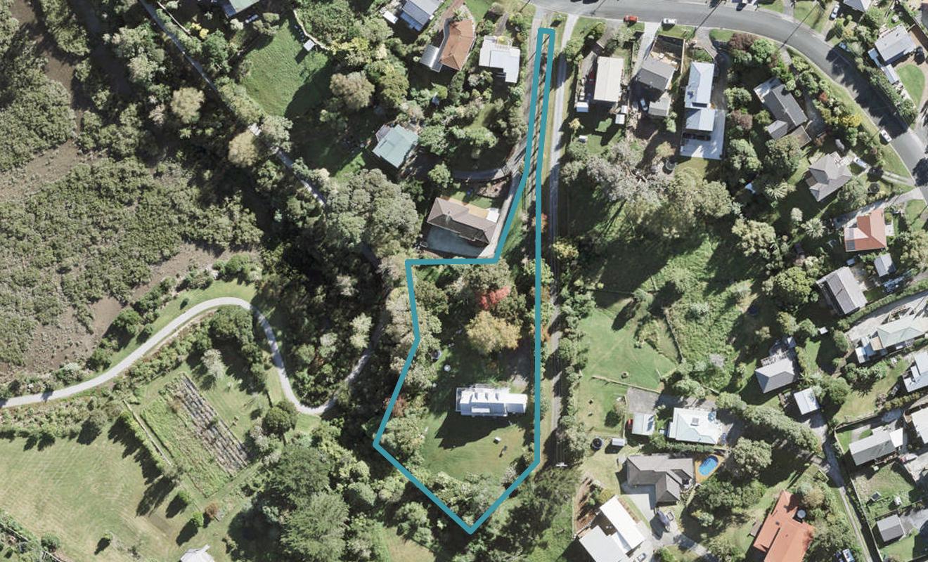 2/38B Moffat Road, Red Beach, Whangaparāoa - Carousel 1