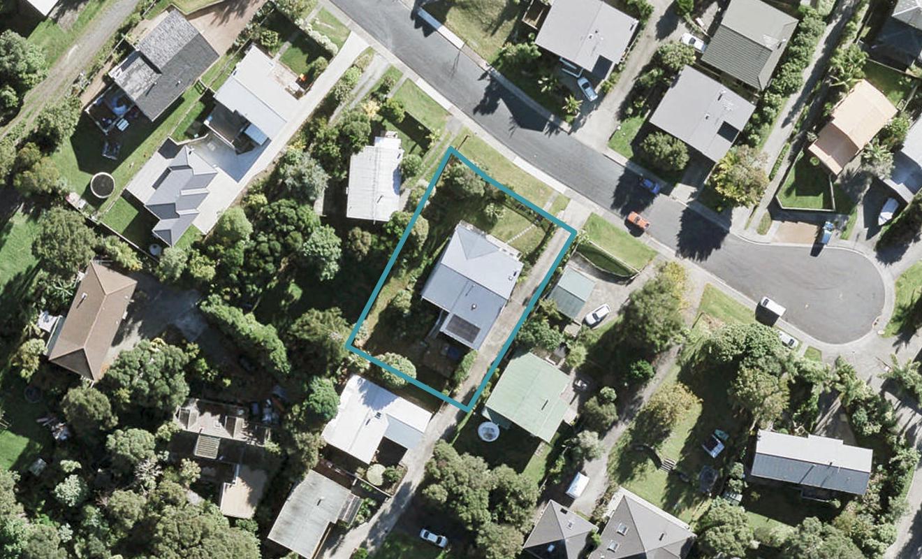 129 Brian Crescent, Stanmore Bay, Whangaparaoa - Carousel 1