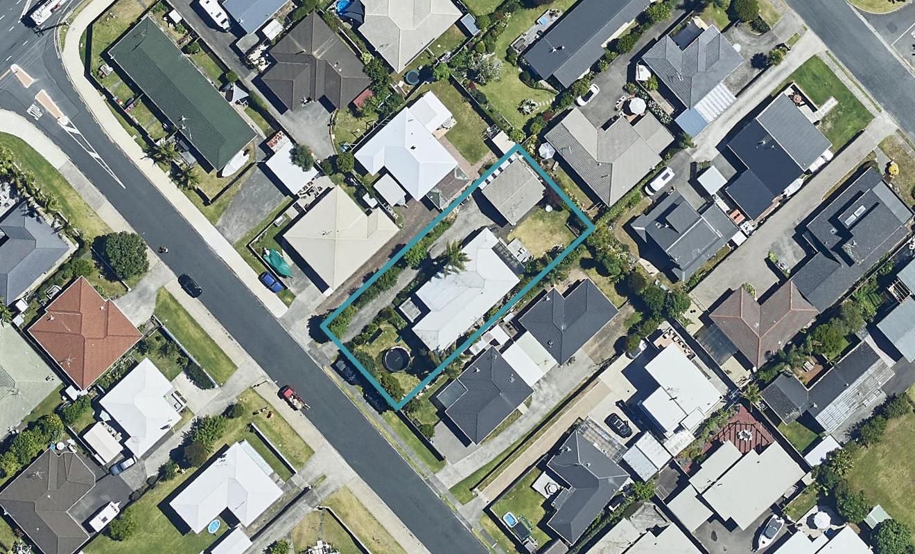 5 Lodge Avenue, Mount Maunganui, Mount Maunganui - Carousel 1