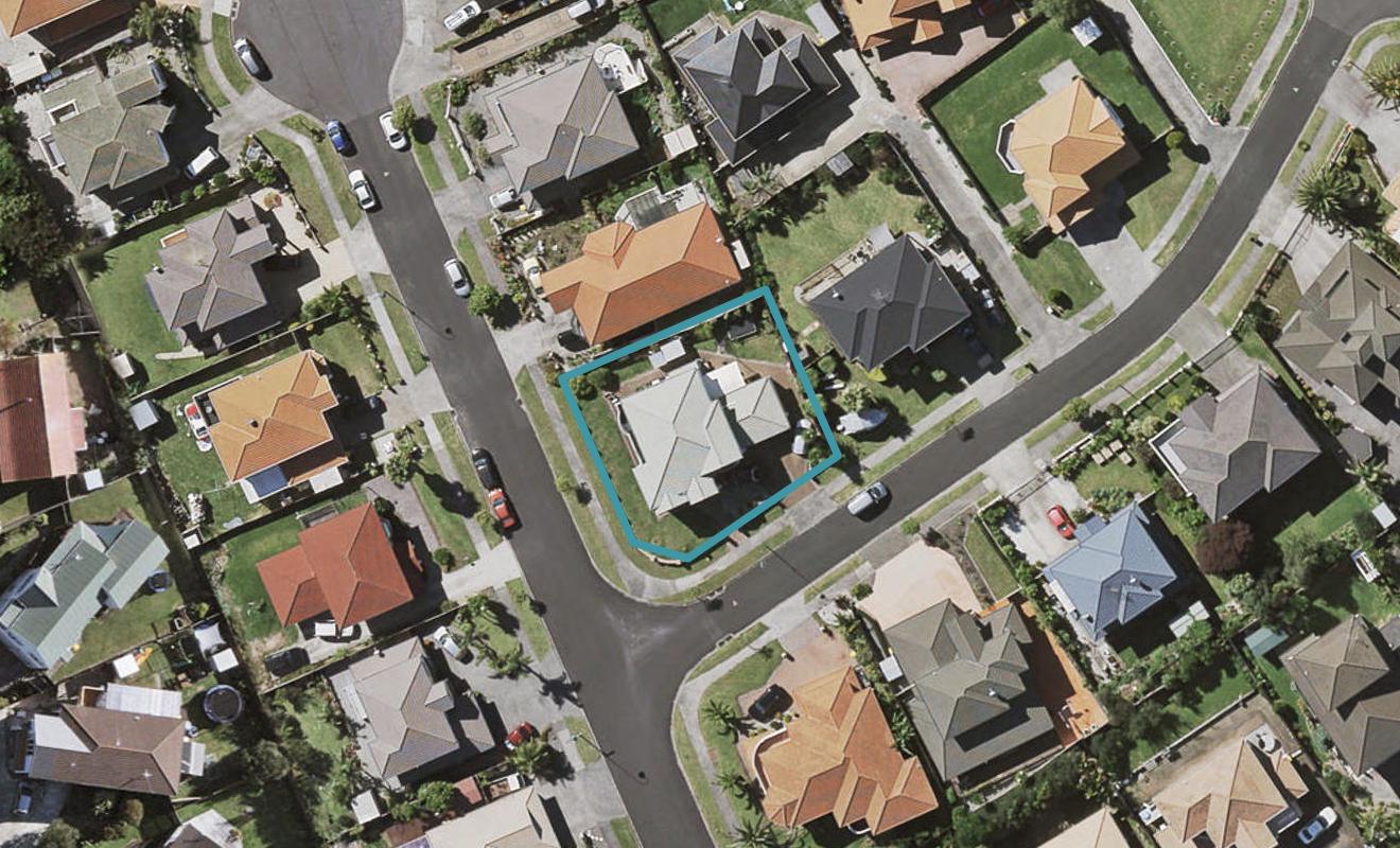 7 Pelargonium Terrace, Goodwood Heights, Auckland - Carousel 1