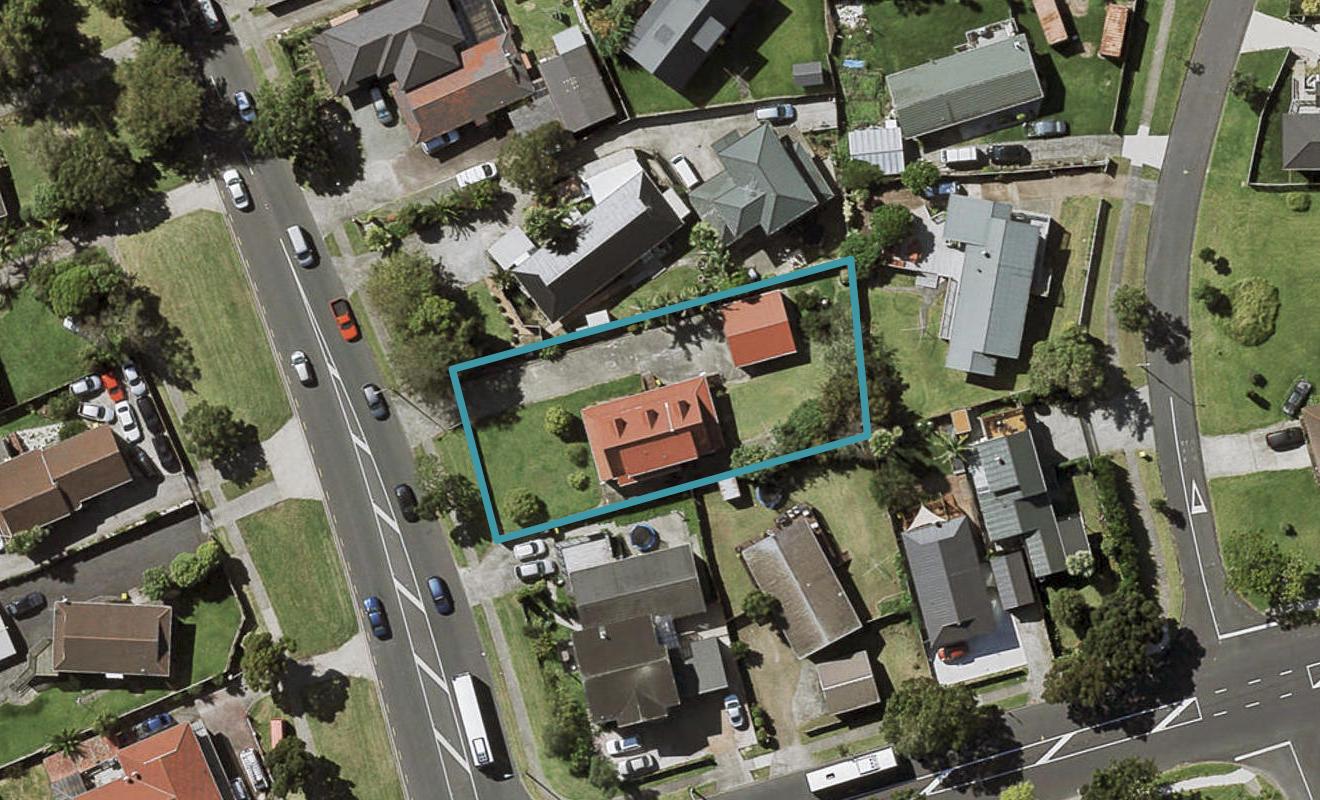 37 Hollyford Drive, Clover Park, Auckland - Carousel 1