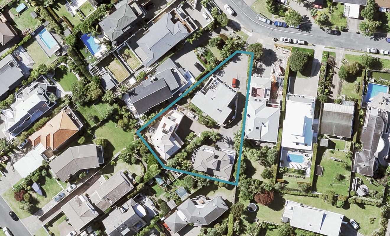 2/70 Churchill Road, Murrays Bay, Auckland - Carousel 1