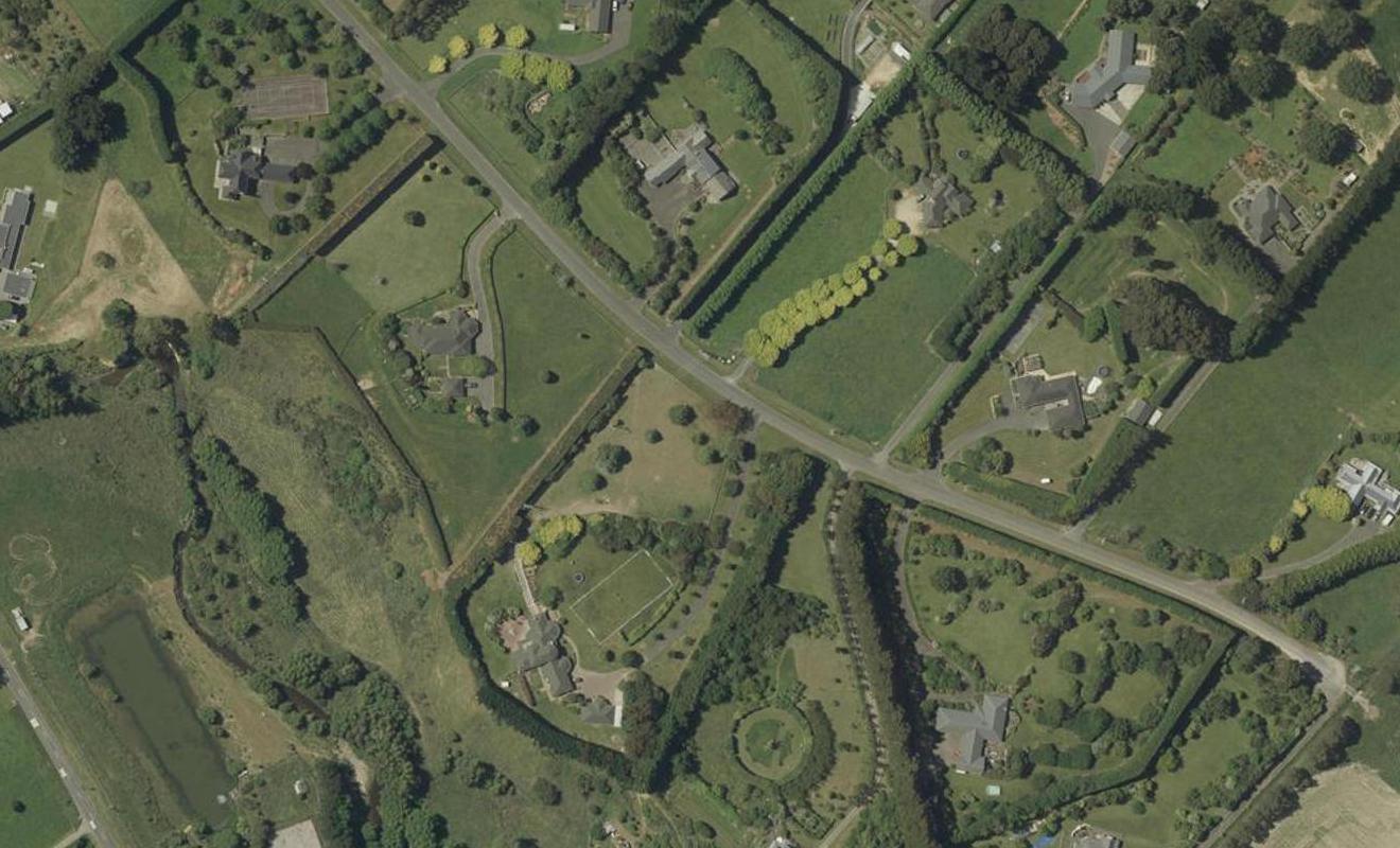 160 Valley Views, Fitzherbert, Palmerston North - Carousel 1