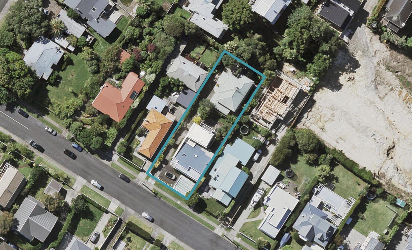 1/6 Waitemata Road, Hauraki, Auckland - Carousel 1