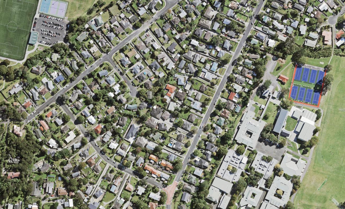 10/65 Stottholm Road, Titirangi, Auckland - Carousel 1