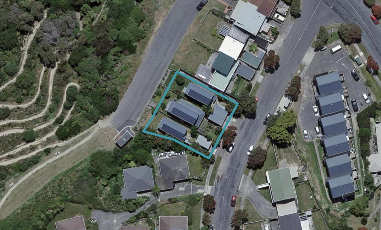 99 Kaikoura Street, Maupuia, Wellington - Carousel 1