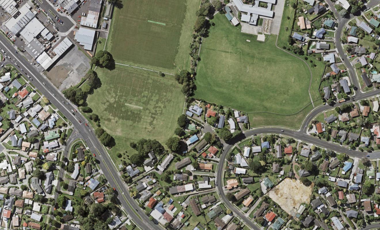 9/7 Cindy Place, Pakuranga, Auckland - Carousel 1