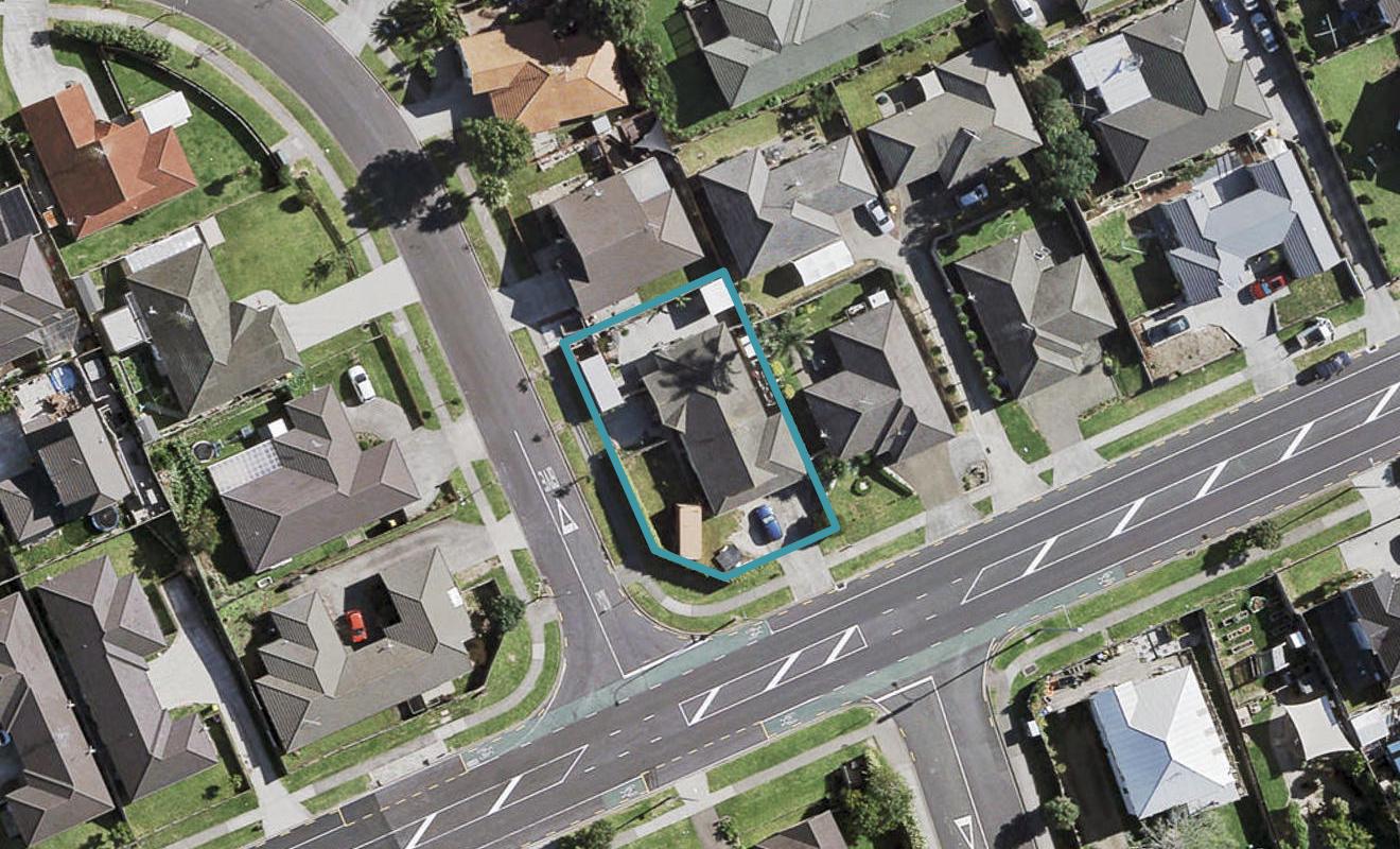 1 Saralee Drive, Manurewa, Auckland - Carousel 1
