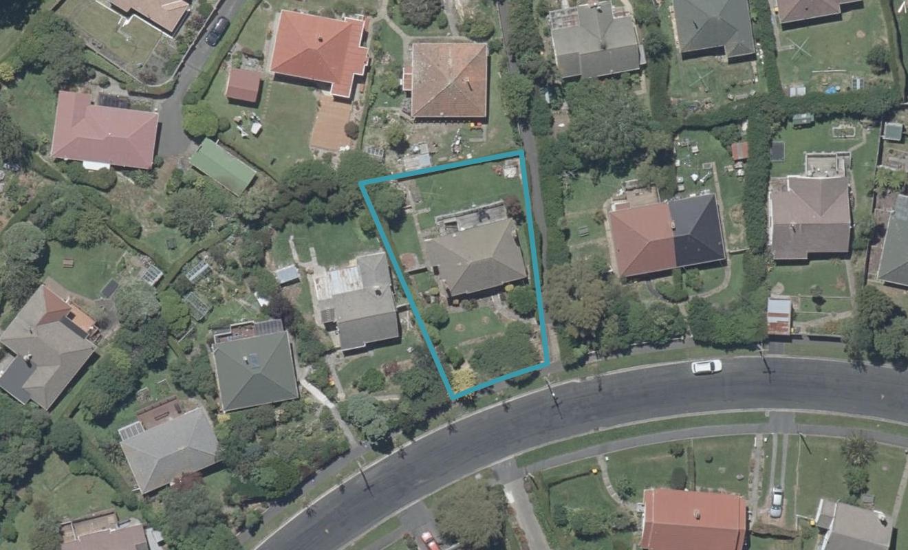 15 Forresbank Avenue, Wakari, Dunedin - Carousel 1