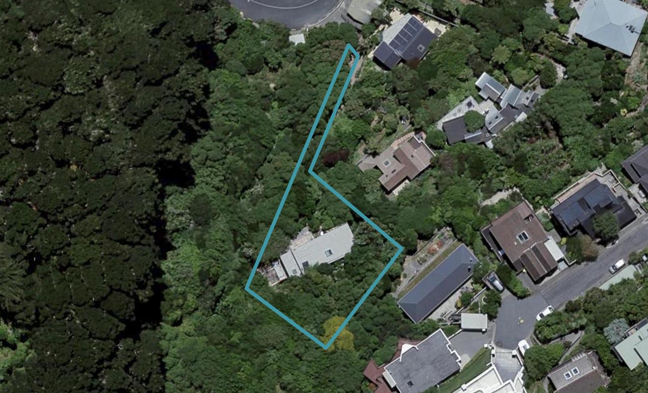 83 Palliser Road, Mount Victoria, Wellington - Carousel 1