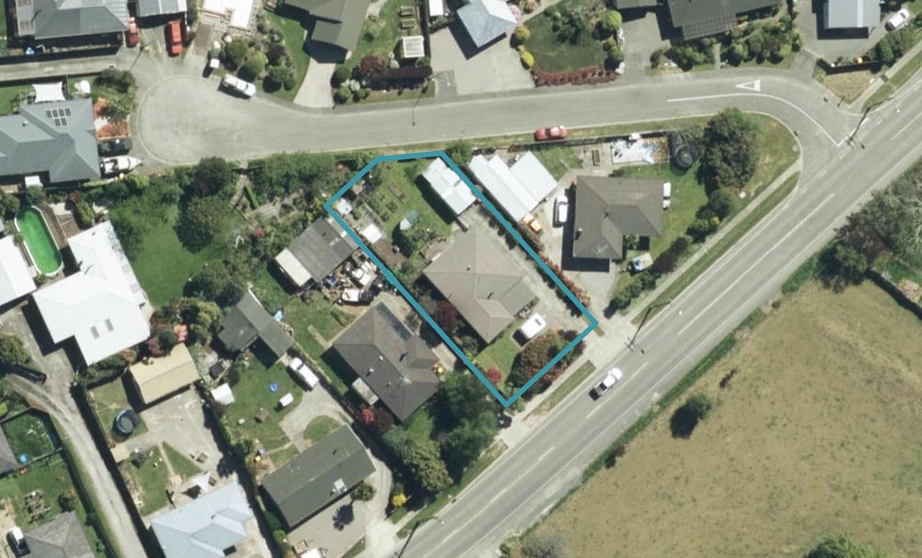 127 Whitby Road, Wakefield - Carousel 1