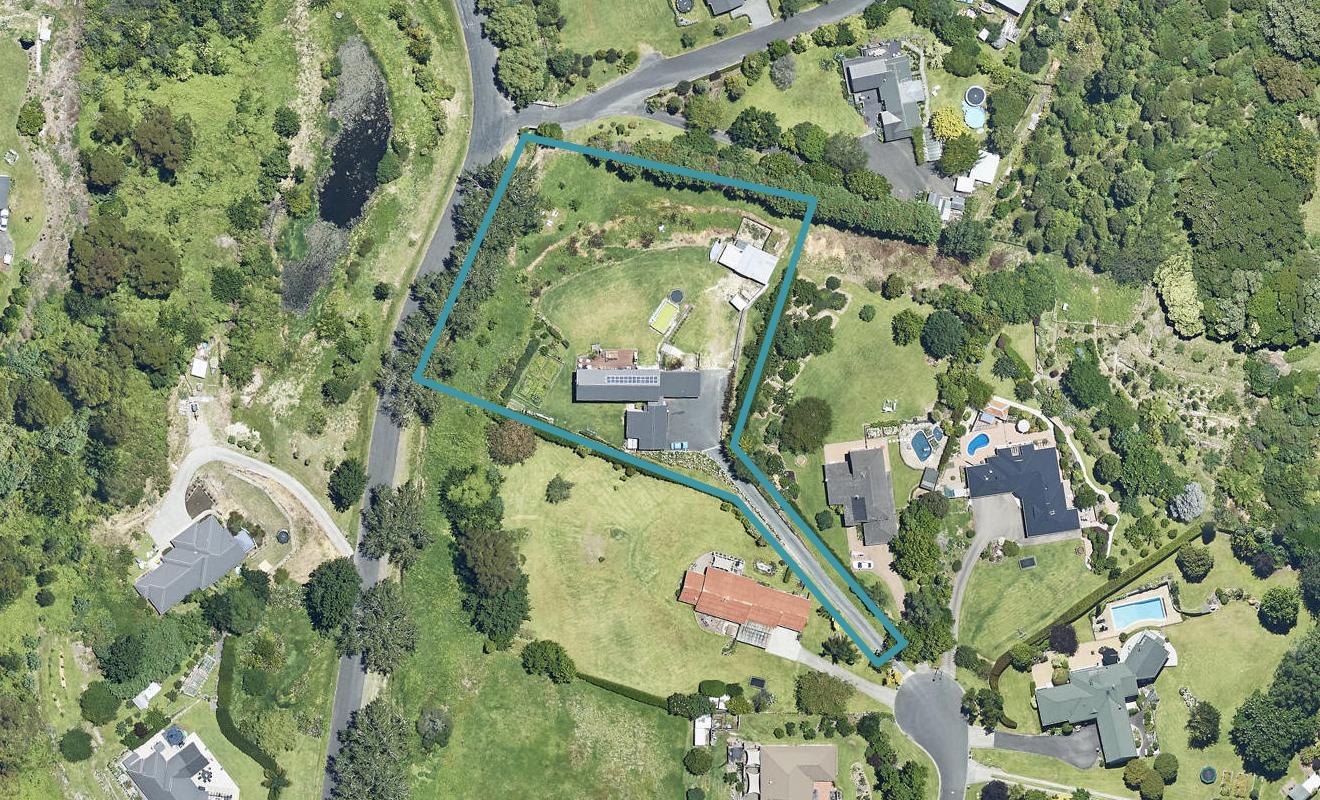 25 Brianell Valley Road, Pyes Pa, Tauranga - Carousel 1