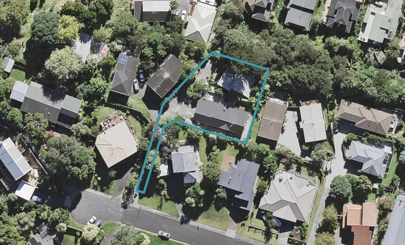 2/39 Radiata Lane, Chatswood, Auckland - Carousel 1