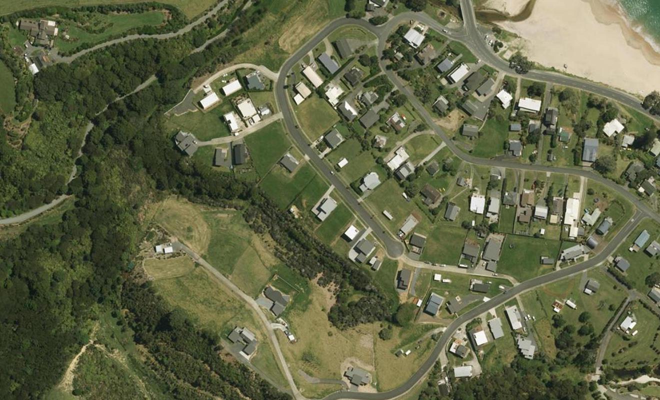 50 Taranga Road, Langs Beach, Waipu - Carousel 1