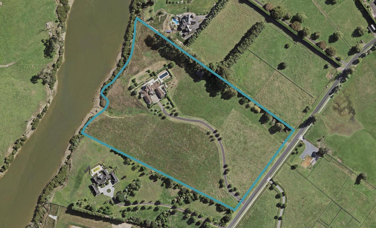 1 Toporoa Street, KARAKA - Carousel 1