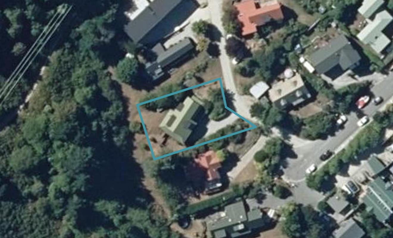 4 Moss Lane, Sunshine Bay, Queenstown - Carousel 1
