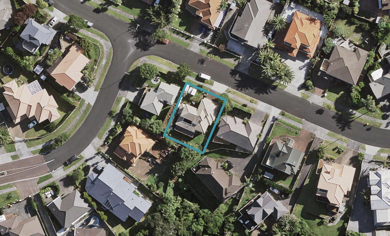 47 Ribbonwood Crescent, Goodwood Heights, Auckland - Carousel 1