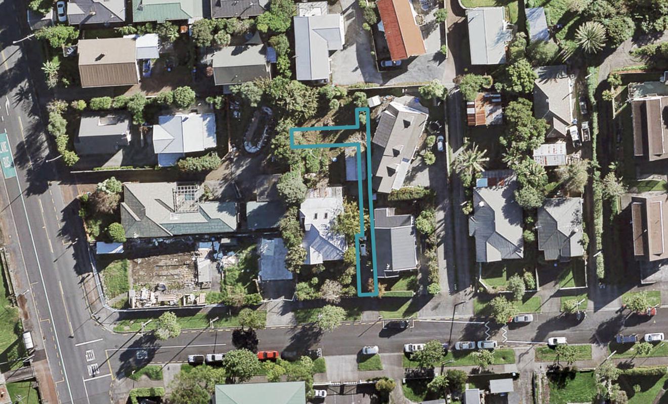 9/0 Walsall Street, Avondale, Auckland - Carousel 1