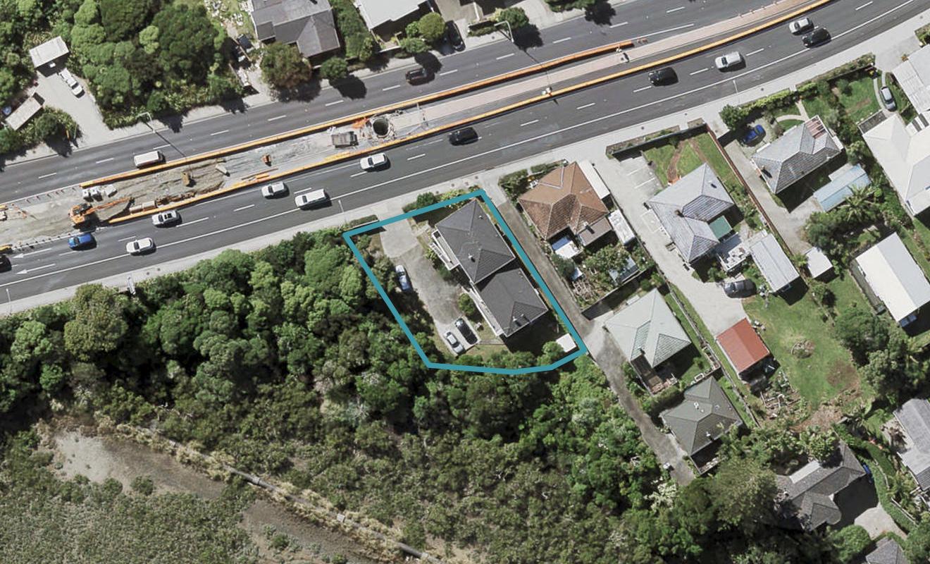 2/42 Esmonde Road, Takapuna, Auckland - Carousel 1