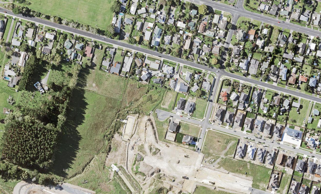 36 Seventh View Avenue, BEACHLANDS, AUCKLAND - Carousel 1