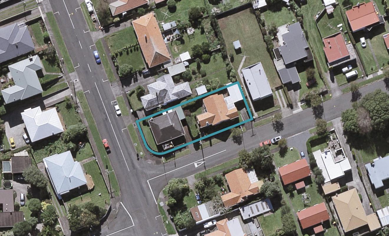 1A Cornwall Street, Brooklands, New Plymouth - Carousel 1