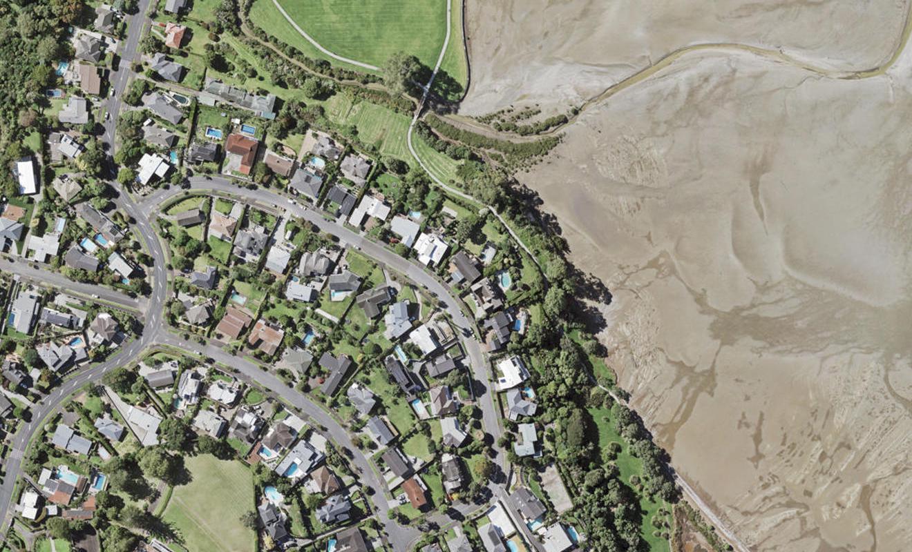 20 Vista Crescent, Glendowie, Auckland - Carousel 1