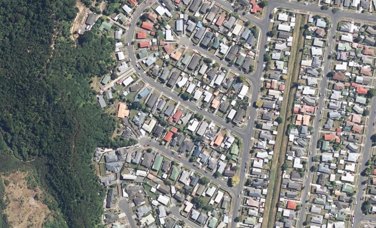 13 Kairanga Crescent, Wainuiomata, Lower Hutt - Carousel 1