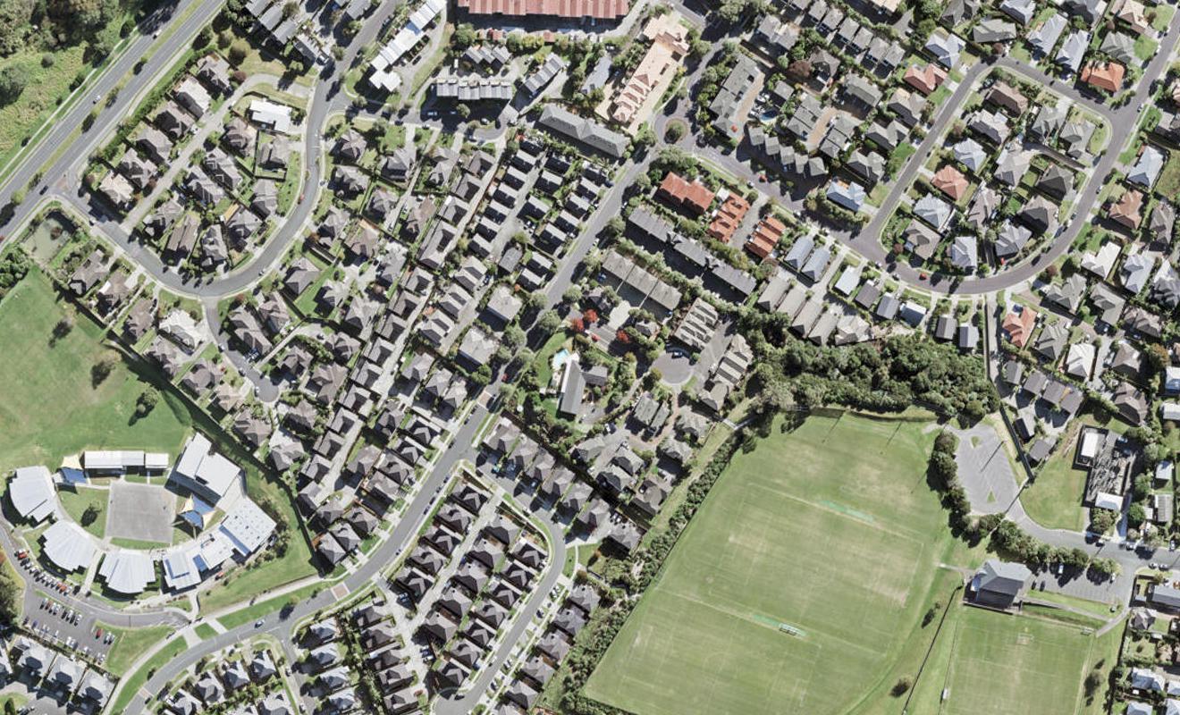 1 Sunnydale Place, Oteha, Auckland - Carousel 1