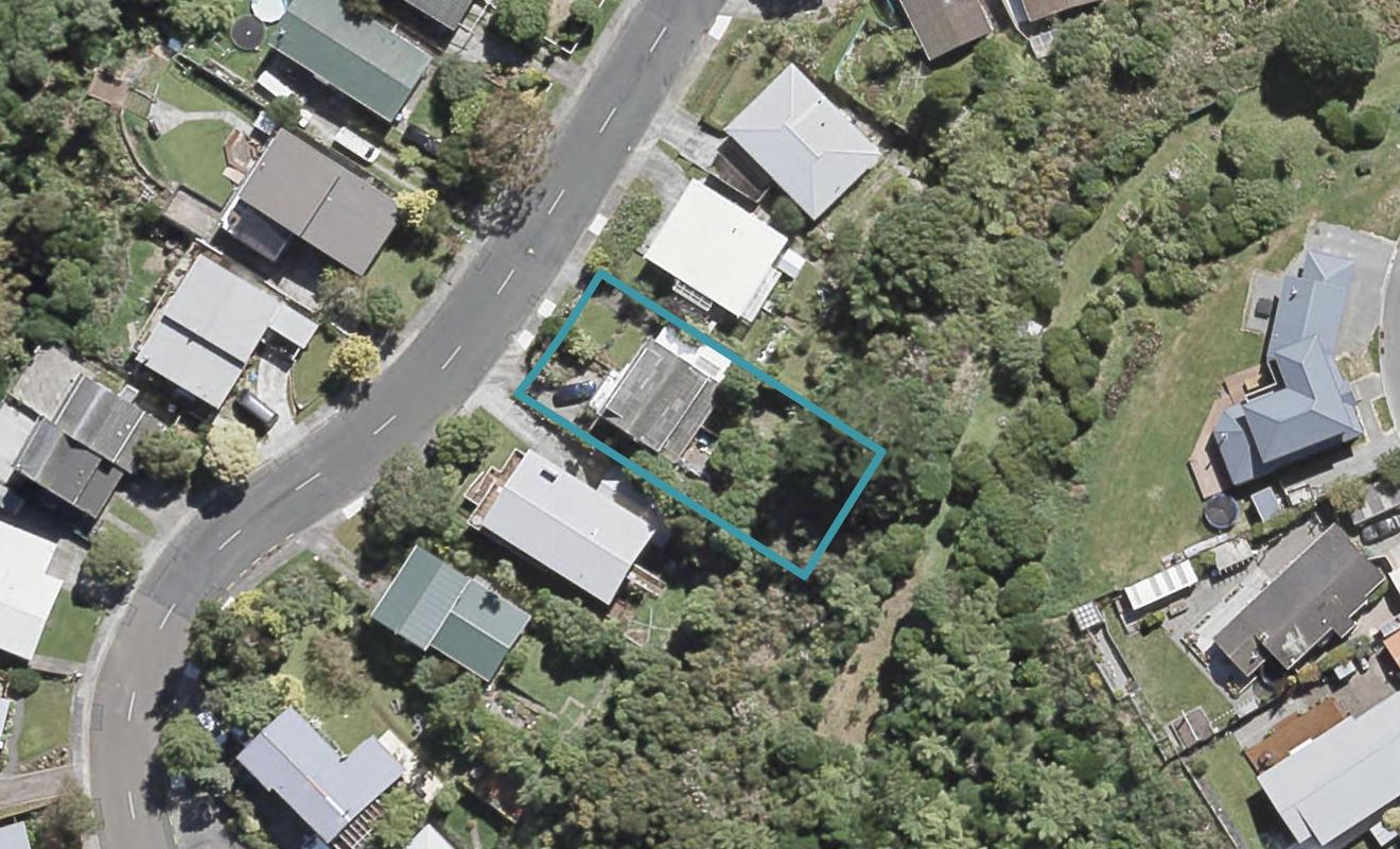 18 Kingsley Street, Stokes Valley, Lower Hutt - Carousel 1